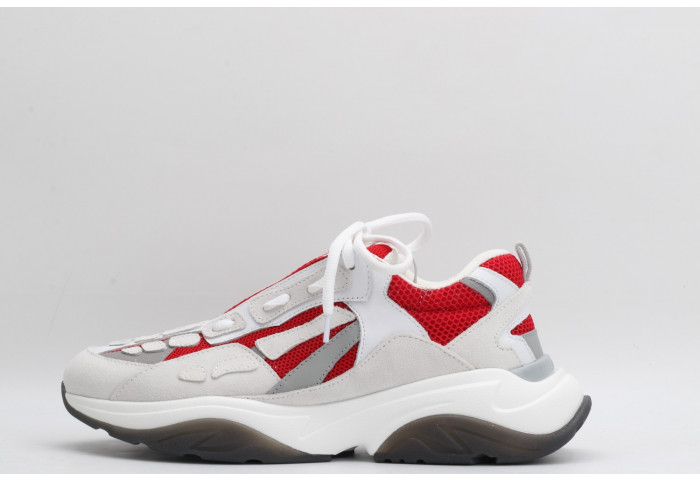 AR1M1 Low-Top Sneaker