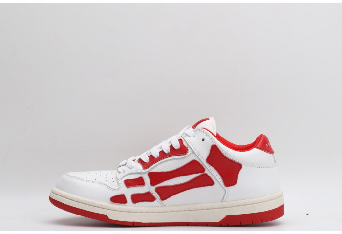 AR1M1 Low-Top Sneaker