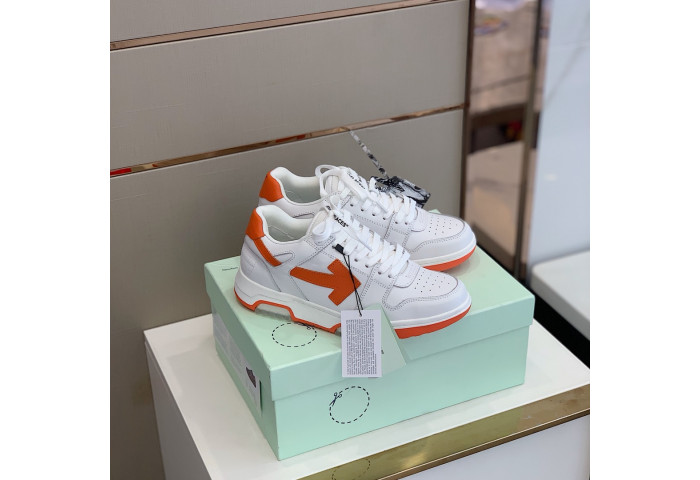 OFF WHITE™ C/O VIRGIL ABLOH OUT OF OFFICE LOW-TOP LEATHER SNEAKERS "OOO"