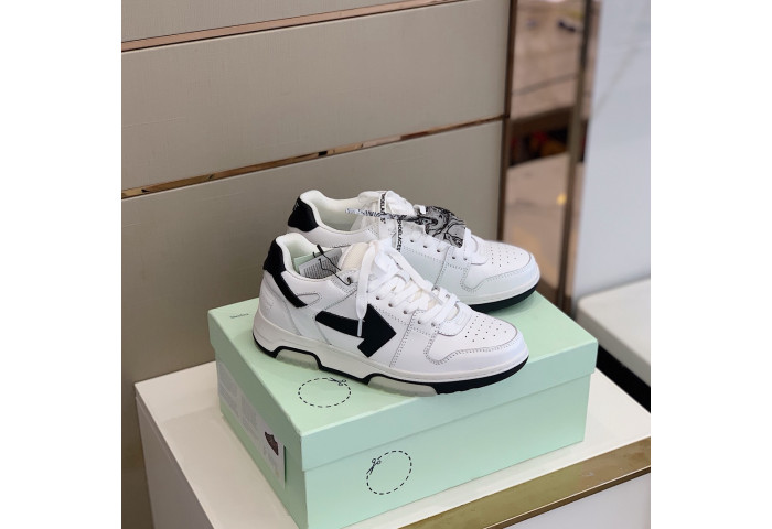 OFF WHITE™ C/O VIRGIL ABLOH OUT OF OFFICE LOW-TOP LEATHER SNEAKERS "OOO"