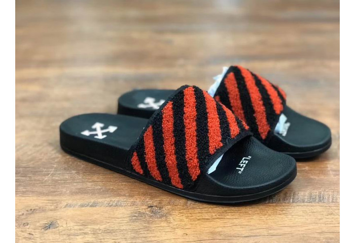 OFF-WHITE SLIPPERS