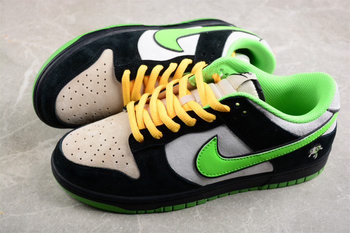 The Powerpuff Girls x Nk SB Dunk Low GP5532-063
