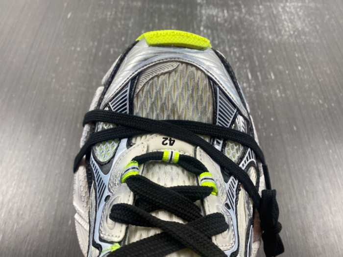 Ba*len*cia*ga phantom sneaker 744734 w3xl6 9031