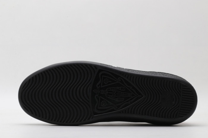 G*u*i low-top sneaker