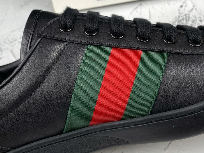 GUCC Ace Leather Sneaker ‎386750 02JR0 1078