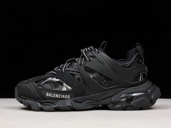 BLCG TRACK TRAINER ''TRIPLE BLACK'' 542023 W1GB1 1000