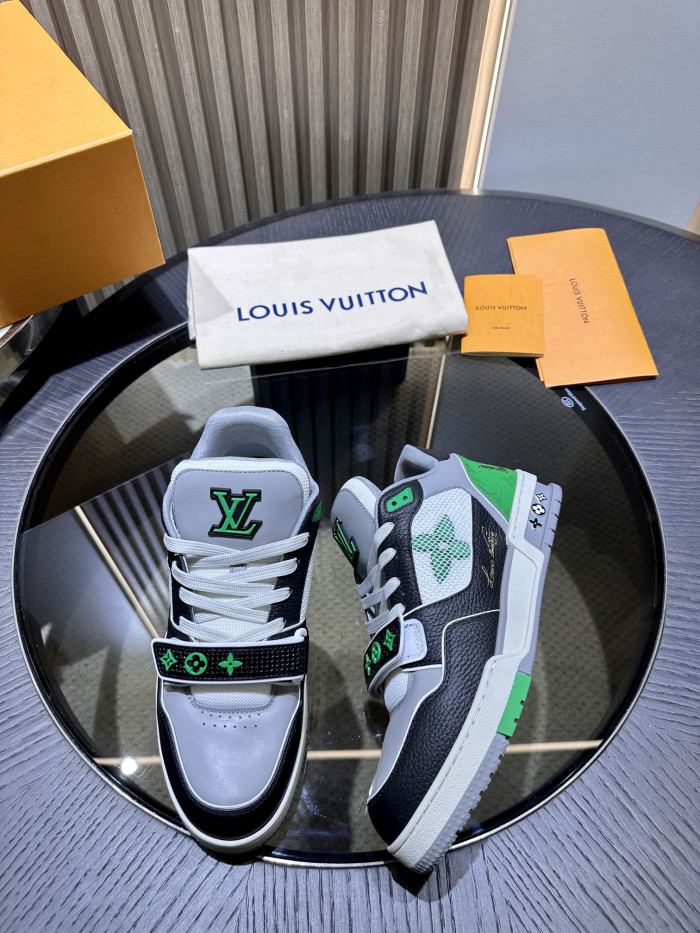 l**is V*t*n lv skate sneaker