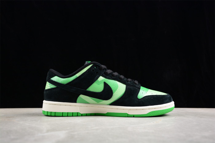 The Powerpuff Girls x Nk SB Dunk Low GP5532-062
